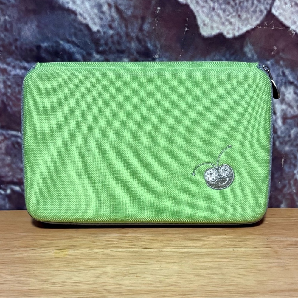 SOLD**Cricut Provo Craft Green 7 PC Zip Around Papercraft Tool Kit Carrying Case